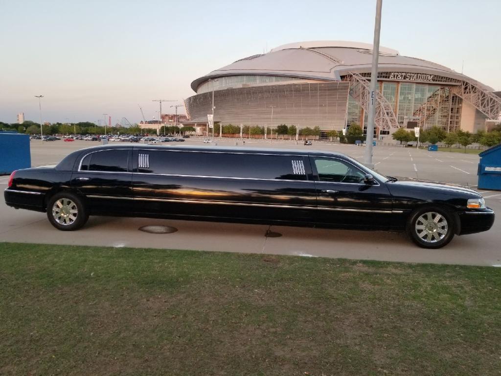 locally owned Limo Service to AT&T Stadium for concerts. 10 passengers black Lincoln stretch. Call DFW Executive Limos 214-621-8301