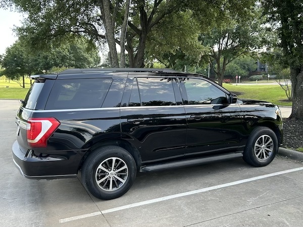 Executive SUV Transportation To DFW International Airport. 7 passenger black 2021 Ford Expedition.U.S. Highway 380 (University Drive) and Interstate 35 Affordable Transportation To DFW International Airport.